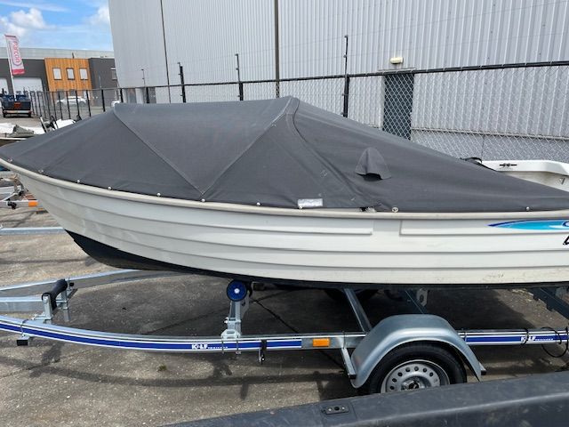 CRESCENT 410 VISBOOT MET HUIF - Afbeelding 2