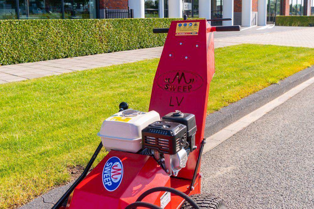 M-SWEEP LV 90 H HYDRAULISCHE VEEGMACHINE - Afbeelding 4