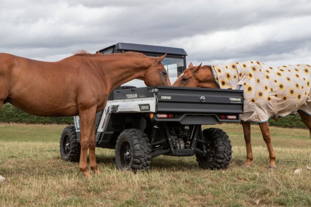 CORVUS UTV TERRAIN EX4 PRO EPS CAB HEAT - Afbeelding 4